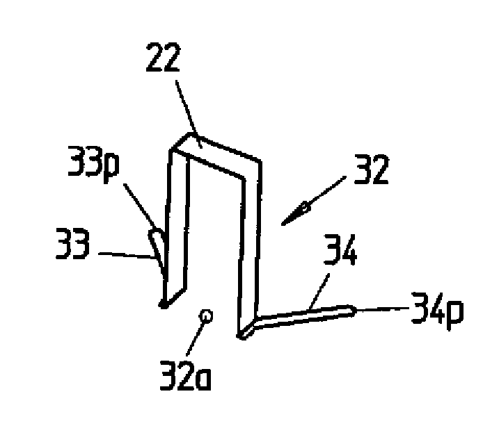Method and device for forming open bottoms on end regions of tubular bag bodies