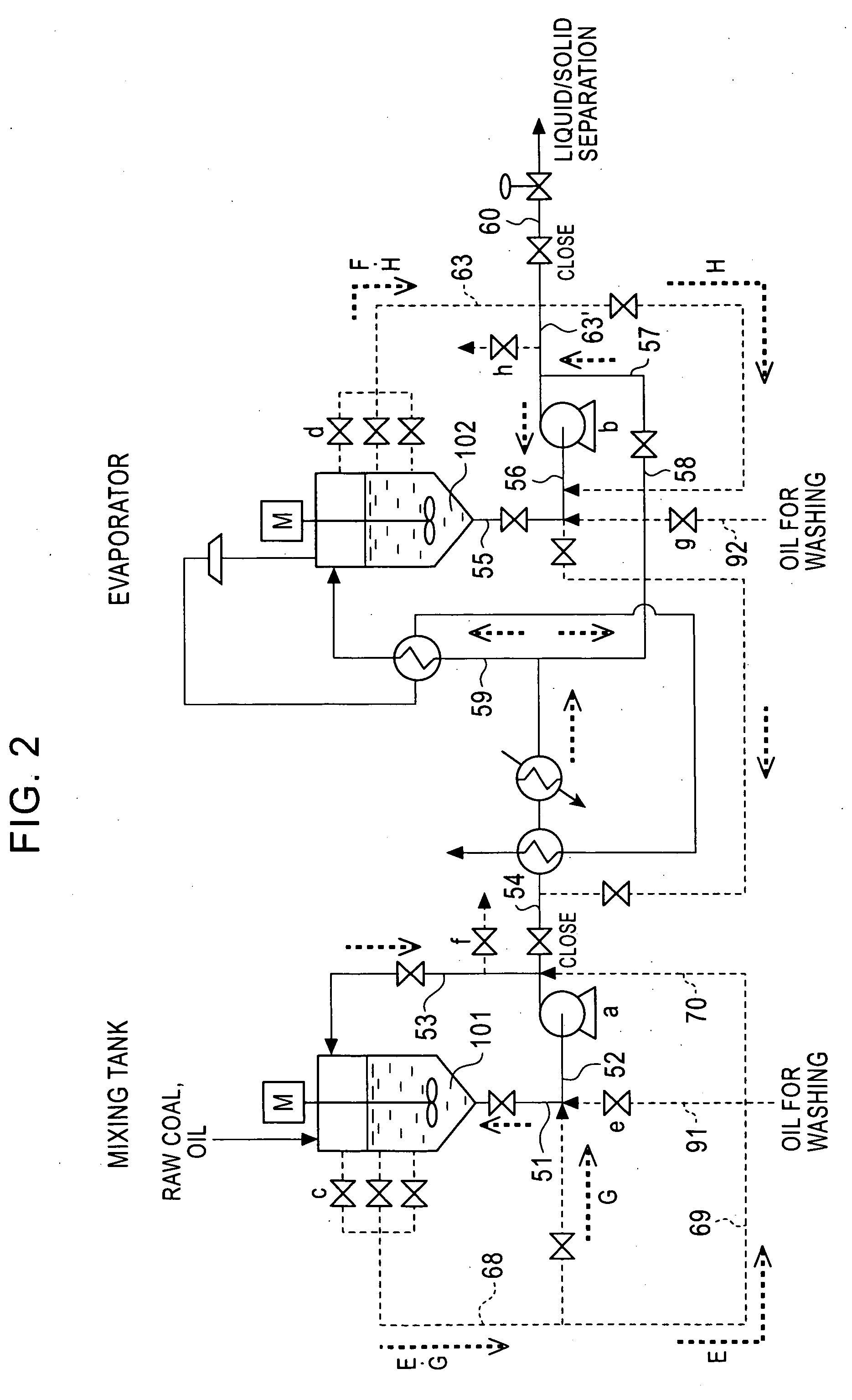 Apparatus and method for producing solid fuel using low-grade coal as raw material