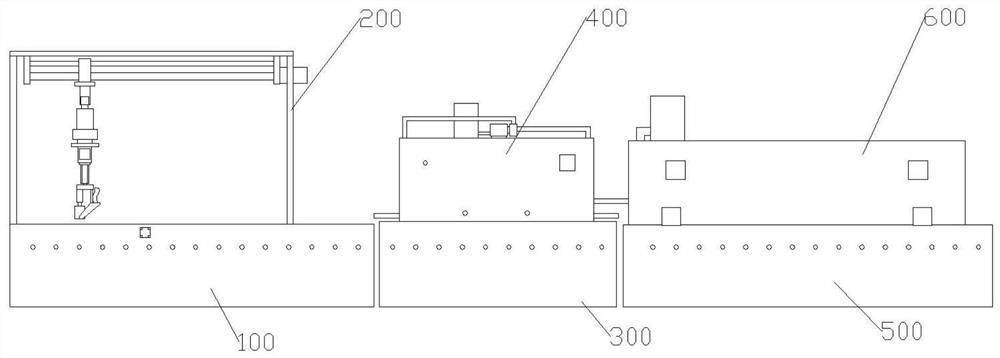 Surface treatment device and method for a photovoltaic module