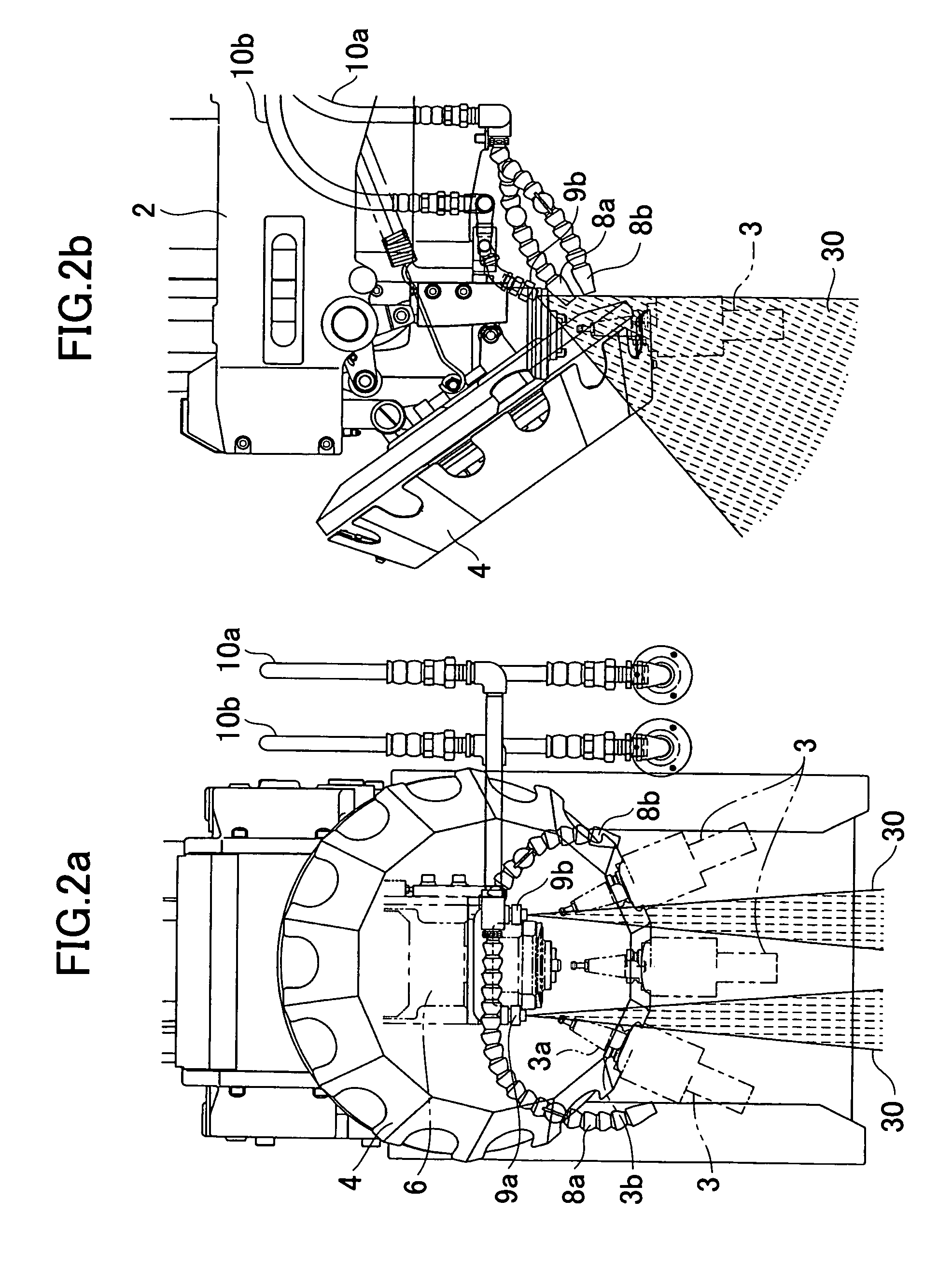 Tool changing device and tool cleaning method