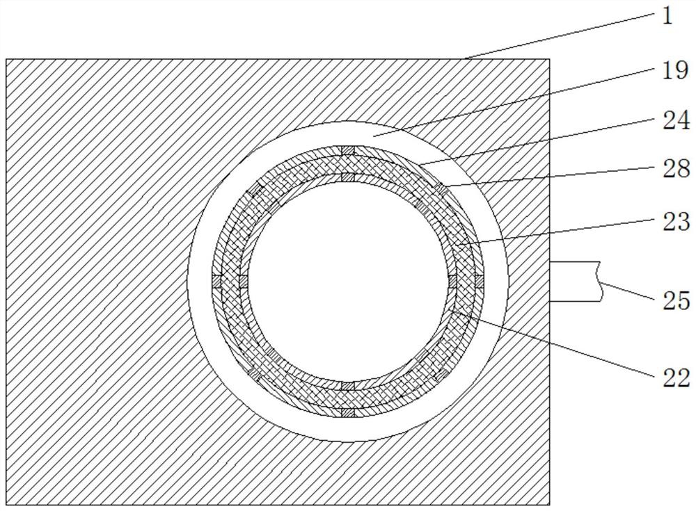 Filtration device for liquor brewing