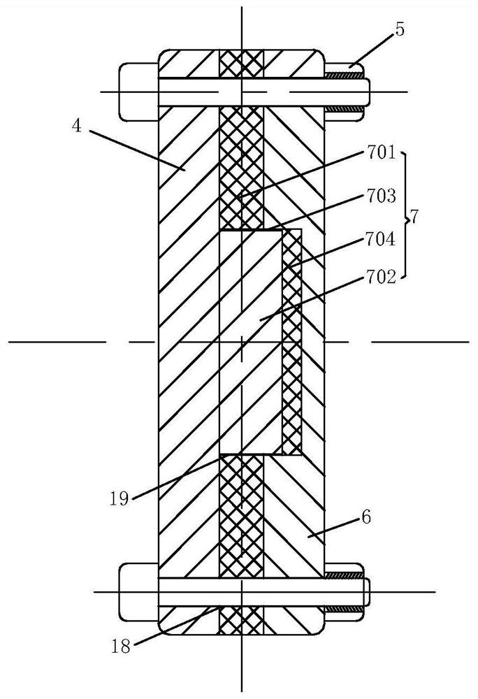 A cross universal coupling