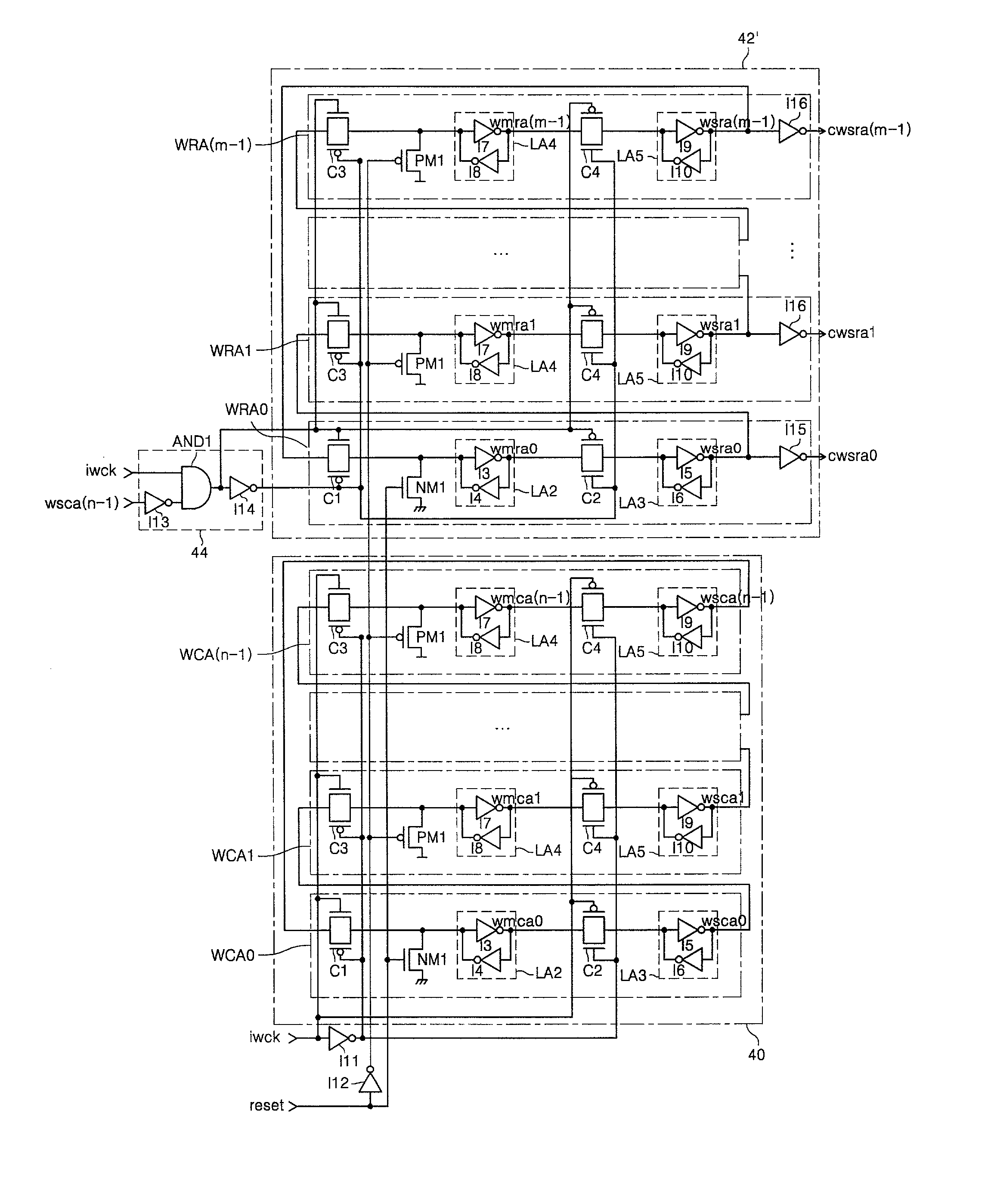 First-in first-out memory device and method of generating flag signal in the same