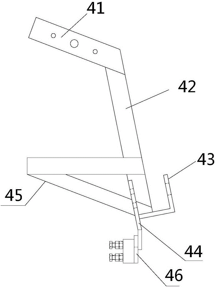 Automatic adjustment row-controlled device of peanut combine