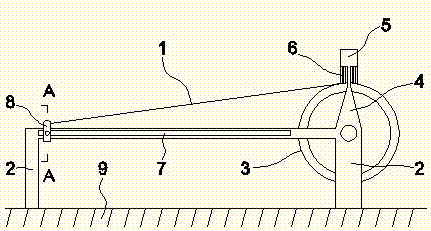 Roof thin film photovoltaic cell cleaning device