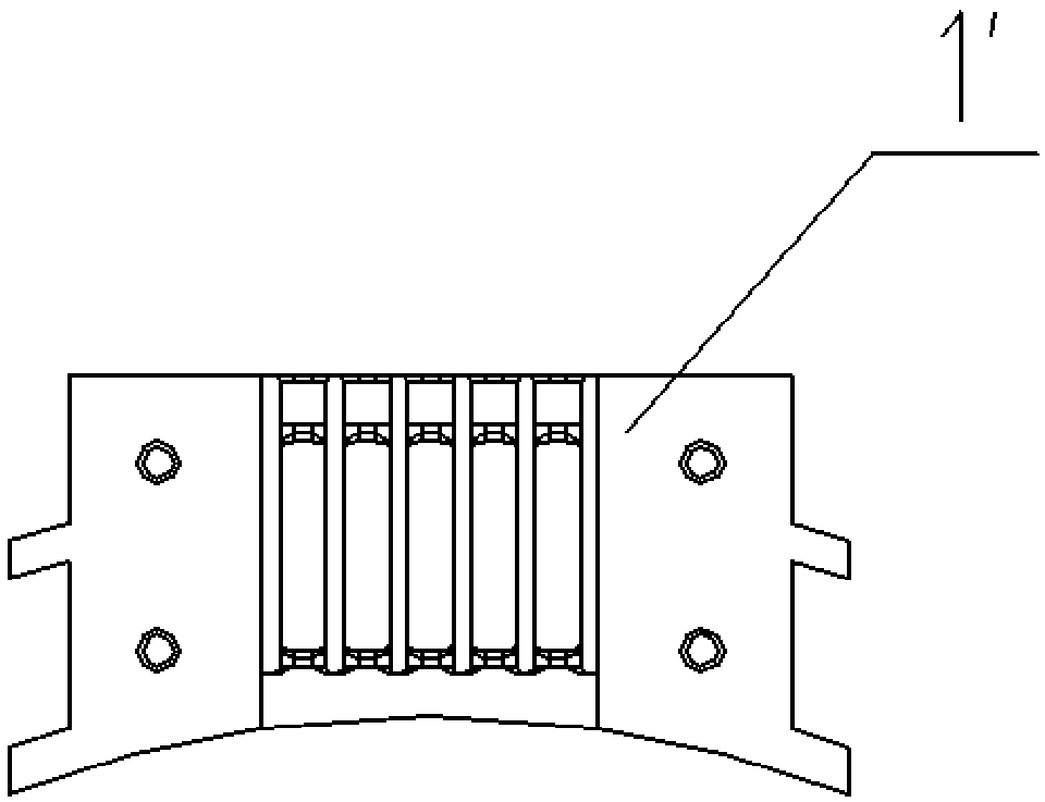 Installation method of outlet clip, motor and outlet clip