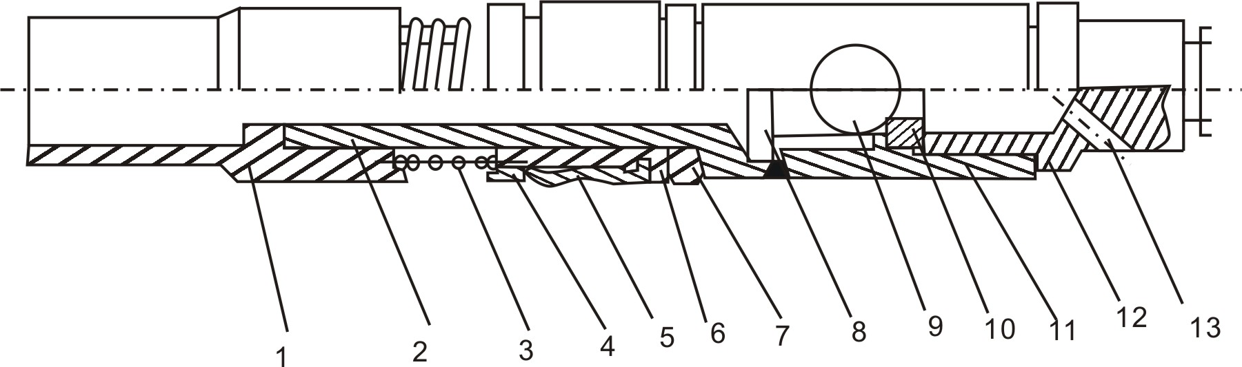 Discharge assisting and liquid increasing device of oil pumping machine