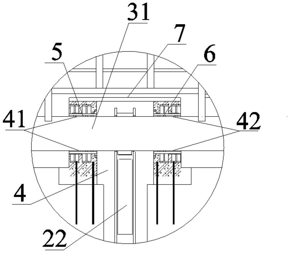 Water retaining device