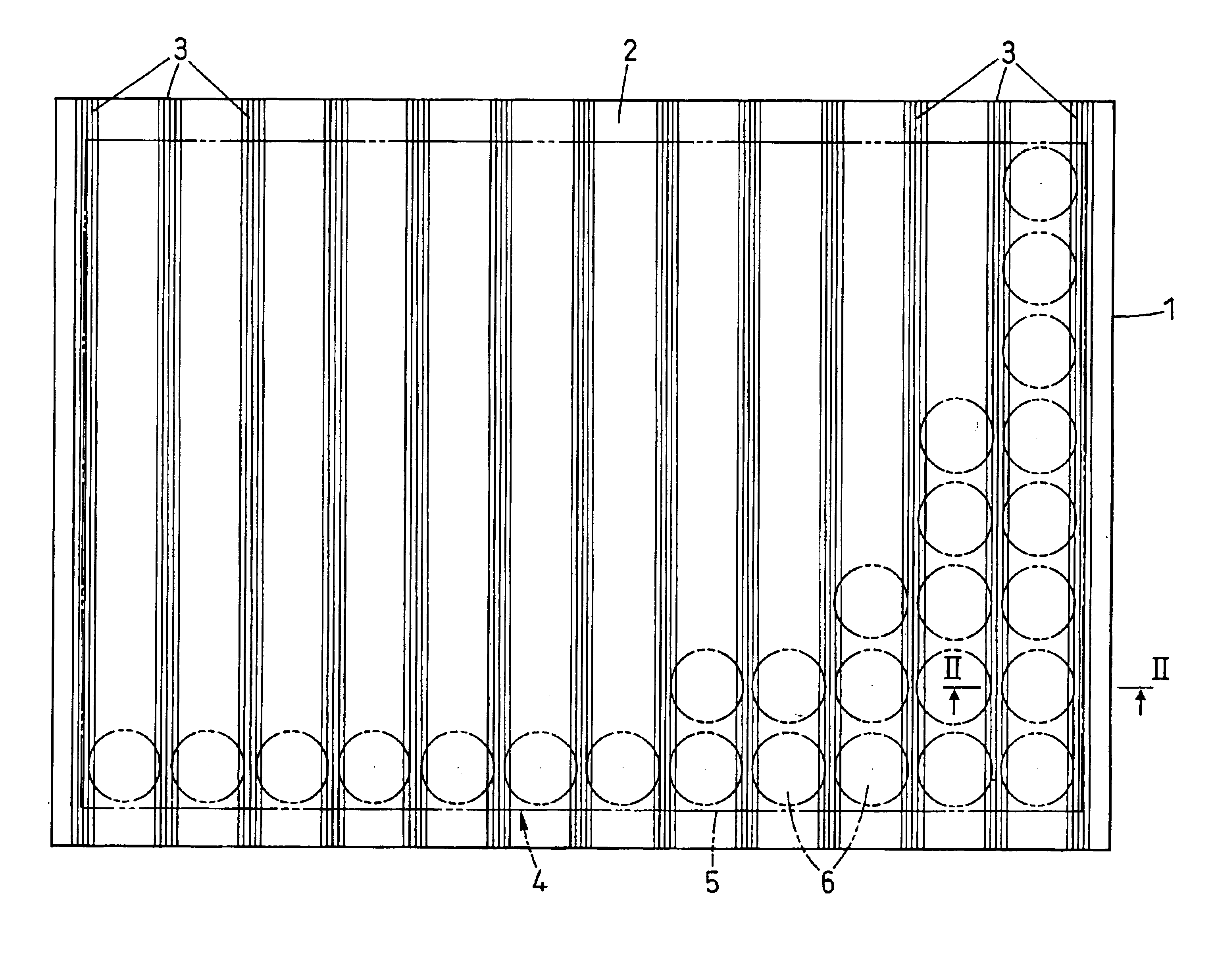 Method for producing a grid structure, an optical element, an evanescence field sensor plate, microtitre plate and an optical communication engineering coupler as well as a device for monitoring a wavelength