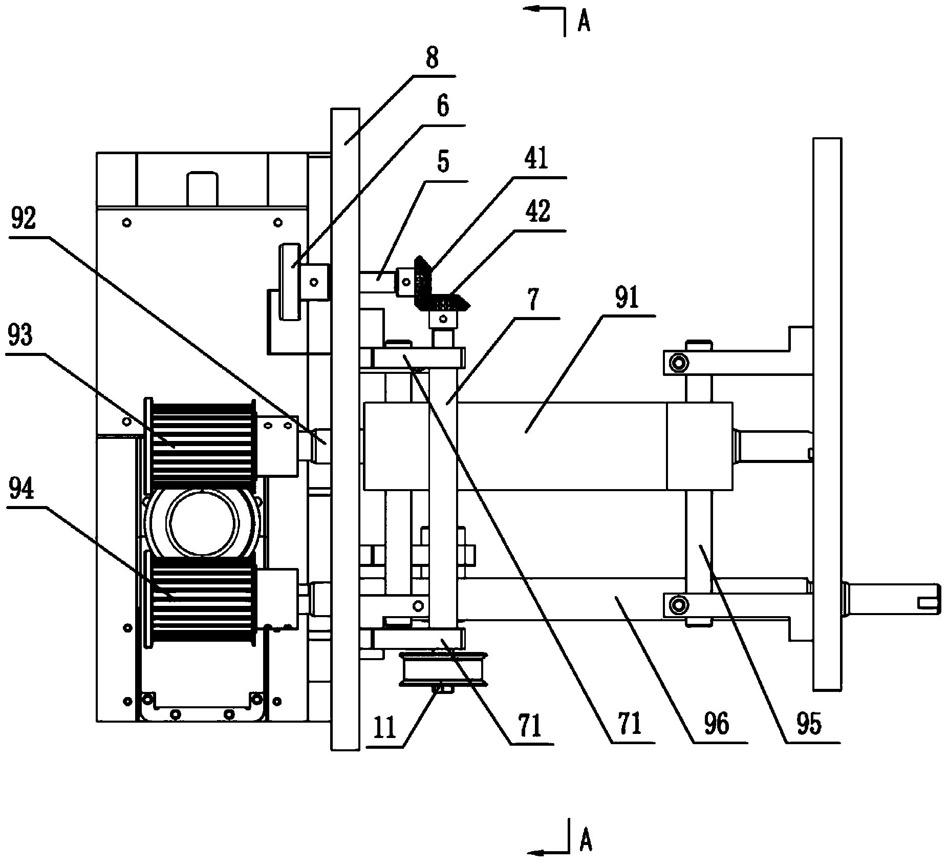 Wire clearance bevel gear type adjusting mechanism of automatic wire cutting and peeling machine