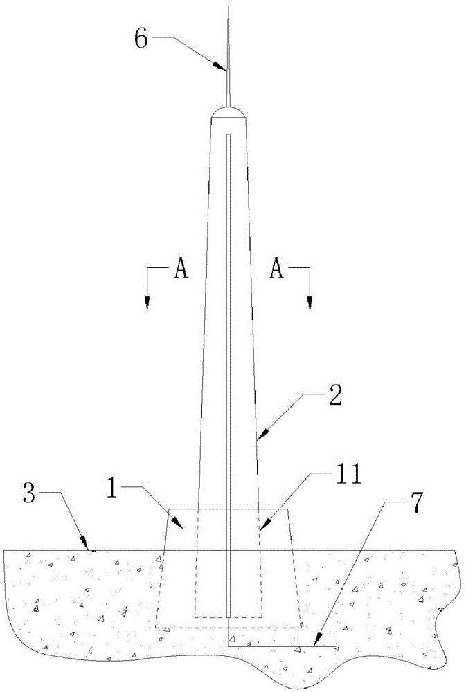 Wire pole without stay wires and easy to climb