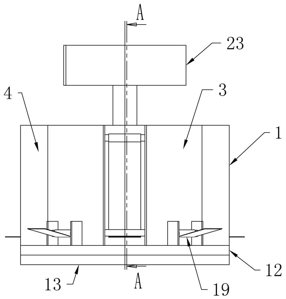 A sticking device for treating liver cirrhosis ascites