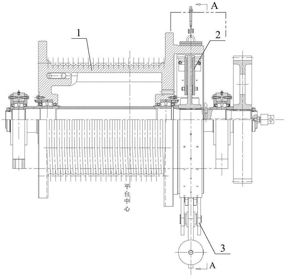 Dynamic compaction machine and lifting device thereof
