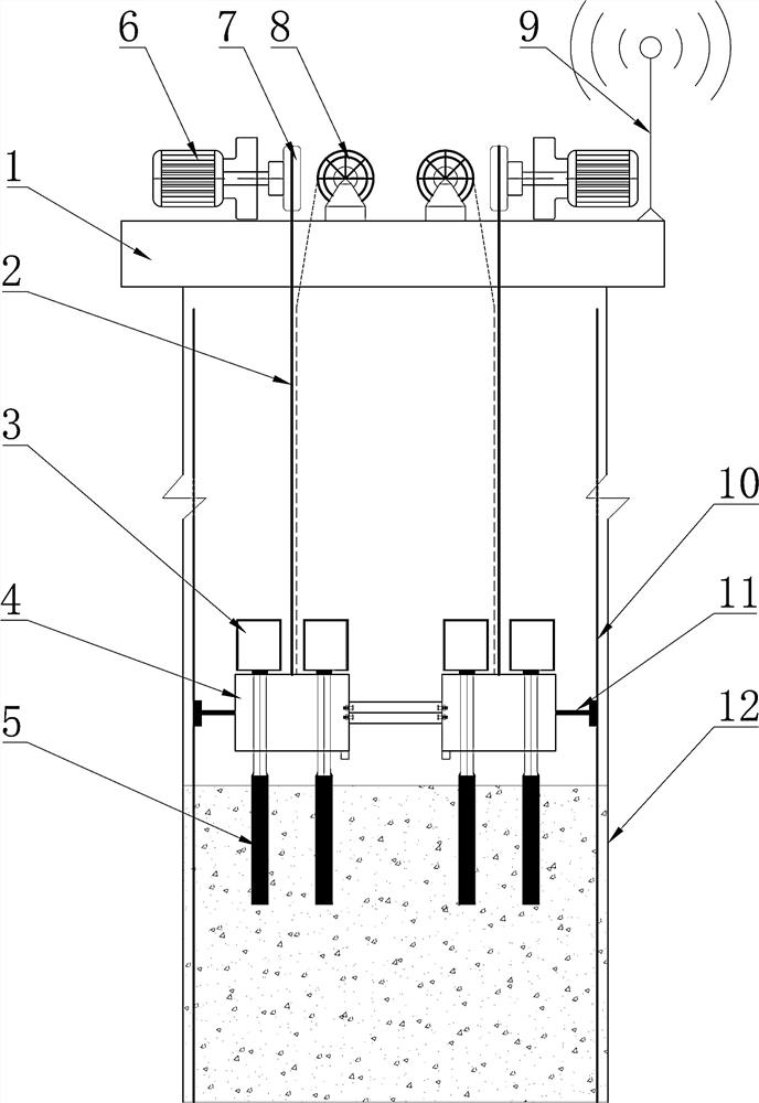 Pile body (or column body) concrete vibrating rod lifting device and construction method thereof