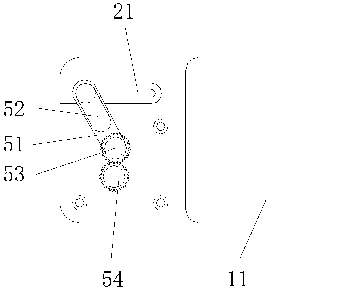 Rolling shaft adjusting device and application method thereof