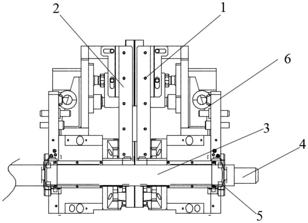 Coal mining machine traveling wheel bearing convenient to maintain