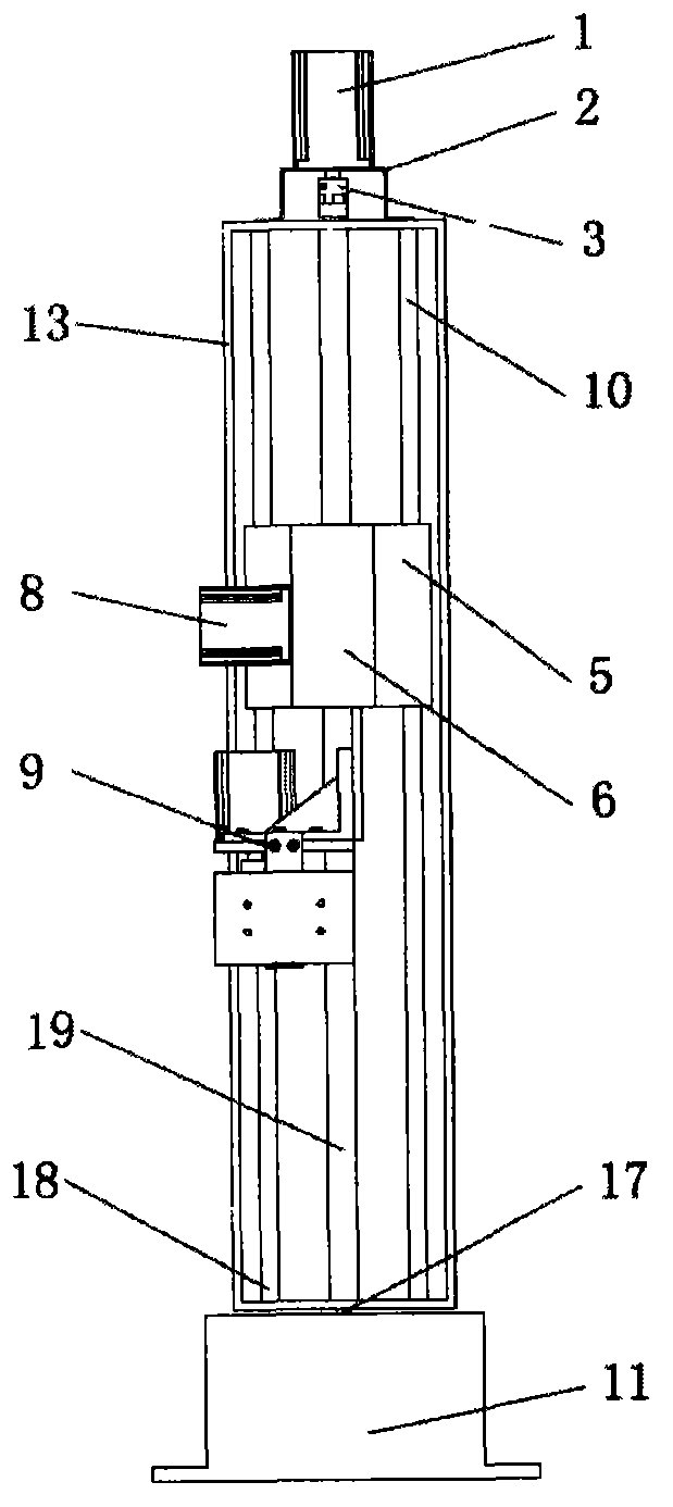 Automatic feeding and discharging device for tire production