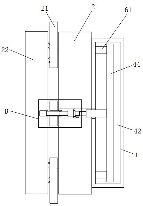 Radian turning tool of scrap cutter with rapid splicing structure in longitudinal direction