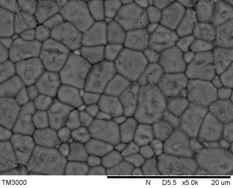 A kind of ultra-low dielectric constant microwave dielectric ceramic material and preparation method thereof