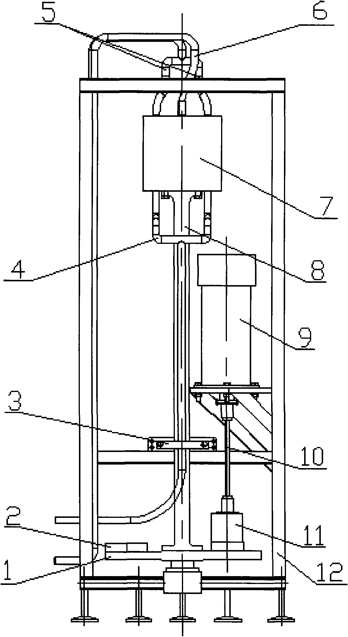 Vibrating membrane filtration device and industrial wastewater treatment method applying the same