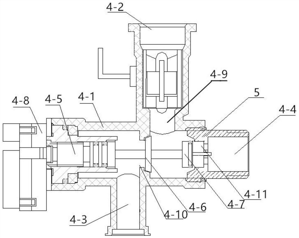 A gas water heater with a proportional three-way valve and its control method