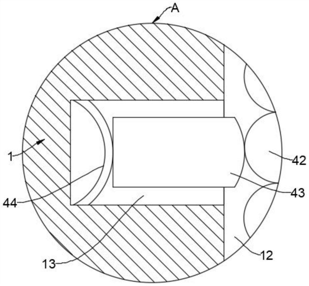 Extrusion device for cotton stalk skin-core separator