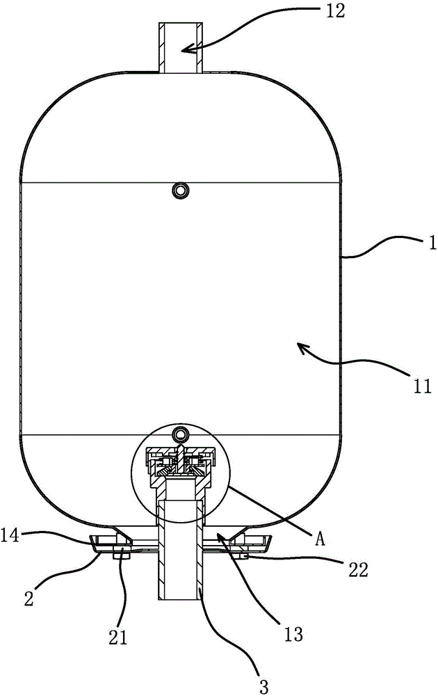 Liquid replenishing tank of solar system