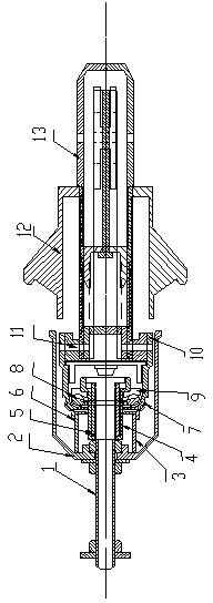 Rough yarn-series suspended spindle capable of automatically keeping yarn leading tension constant