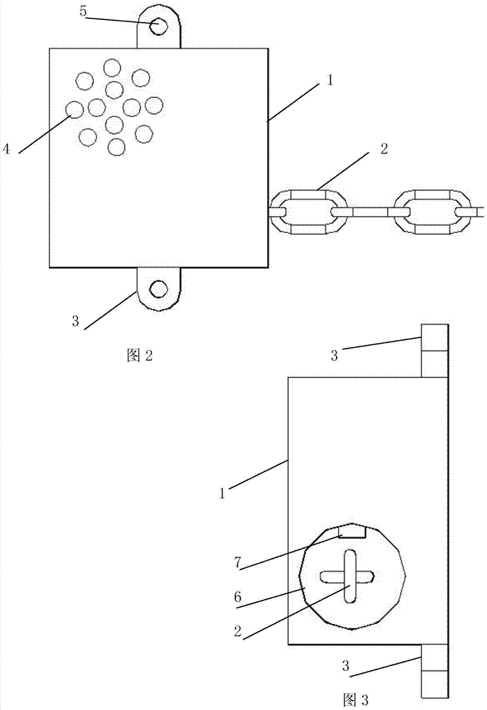 Archaizing guard bar with alarm boxes and manufacturing method thereof