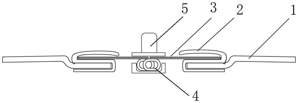 Totally-enclosed waterproof antitheft luggage case closing structure