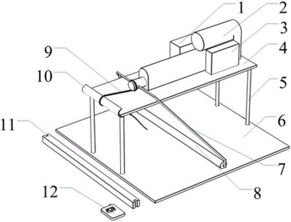 Device and method for molding thermoset liquid insulation material by casting