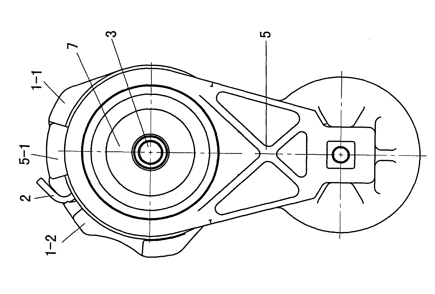 Belt tensioning device of vehicle engine