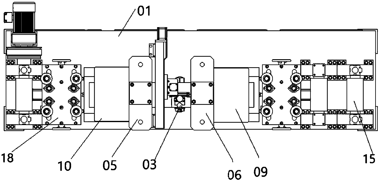 Semi-automatic welding device for steel belt production line