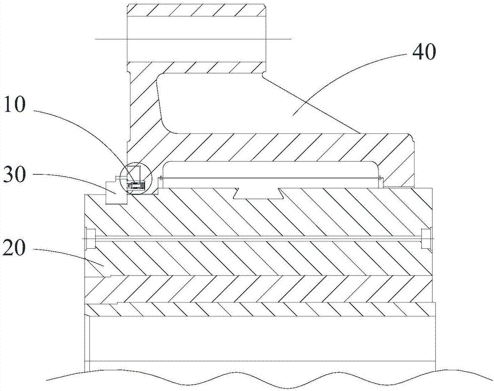 Limiting device and extruder