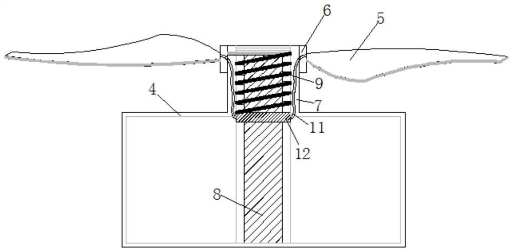 A spraying drone device that prevents the wings from being stuck in the branches and cannot escape