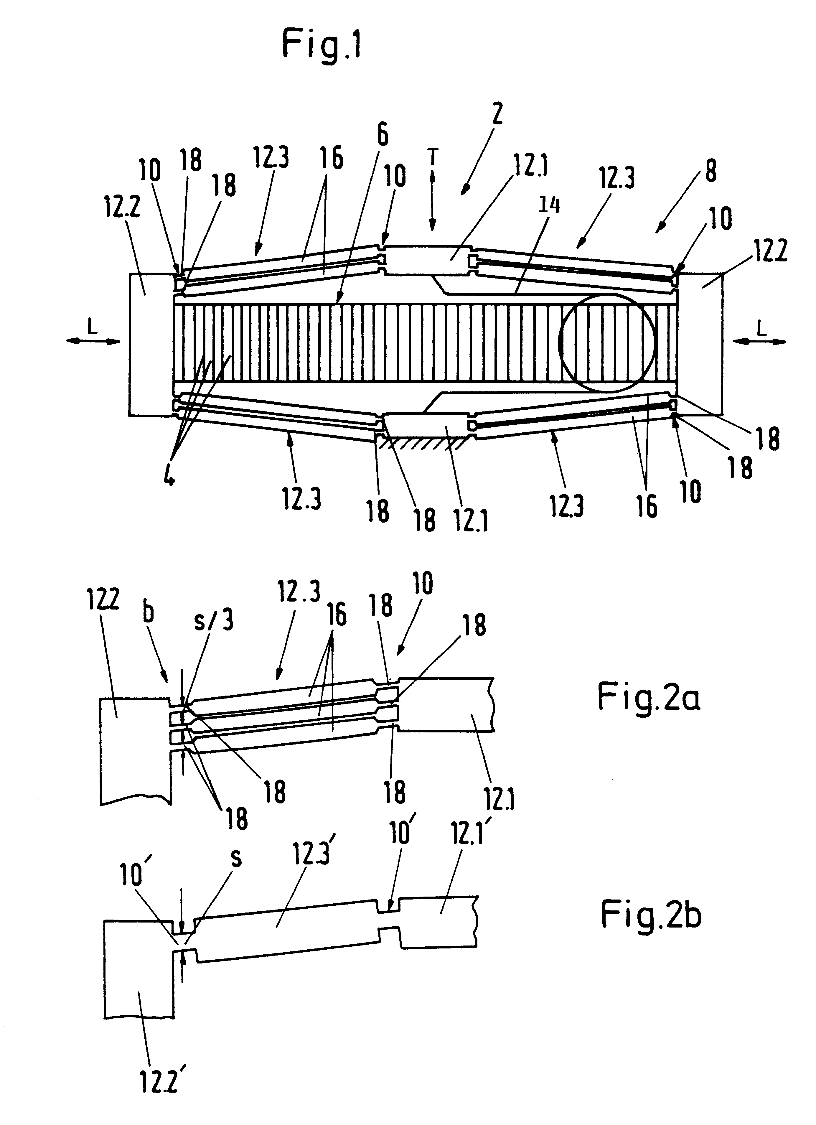 Electrostrictive or piezoelectric actuator device with a stroke amplifying transmission mechanism