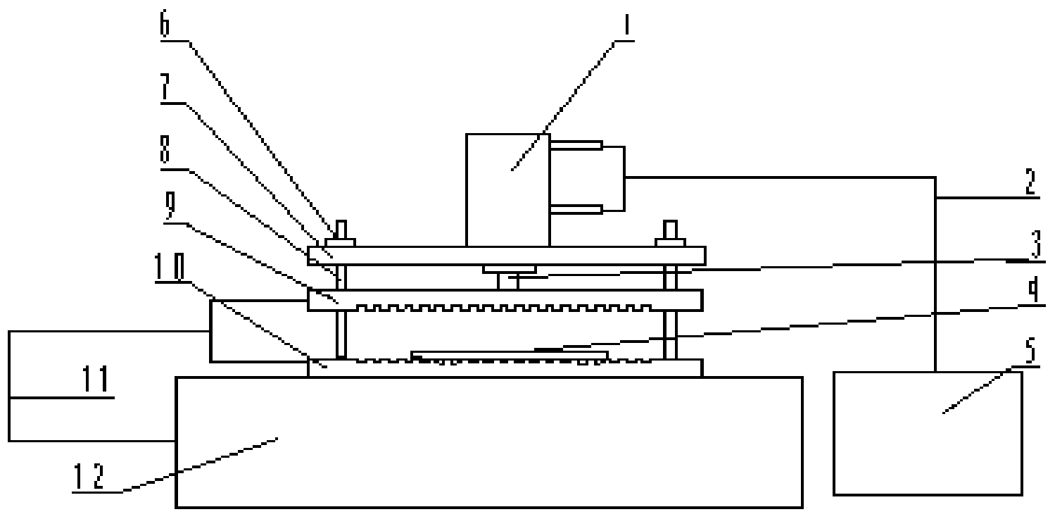 Saw blade matrix pressure quenching device and quenching process thereof