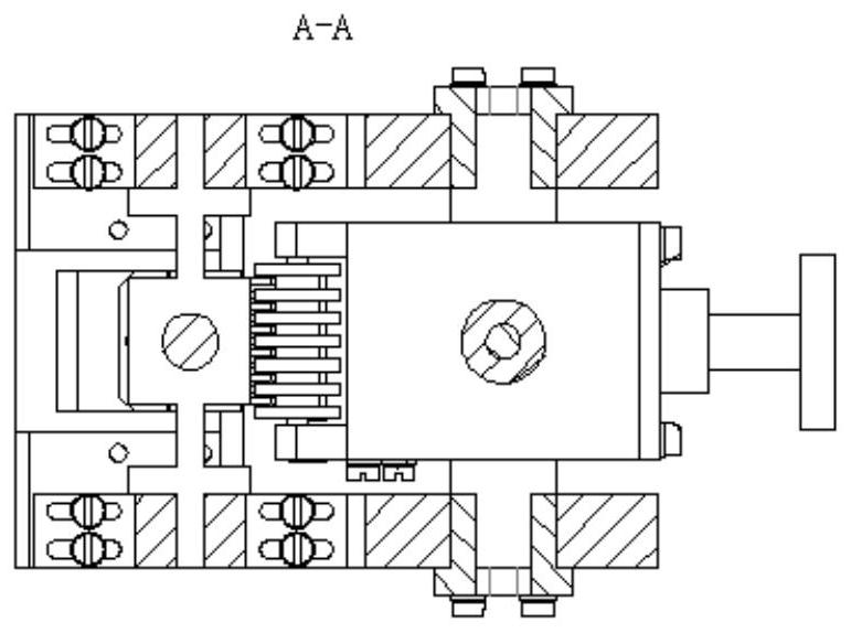 A multi-pin device forming device