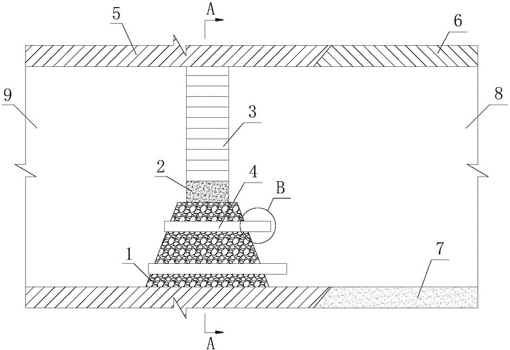 Mine underground high-water-permeability filling retaining wall and construction method thereof