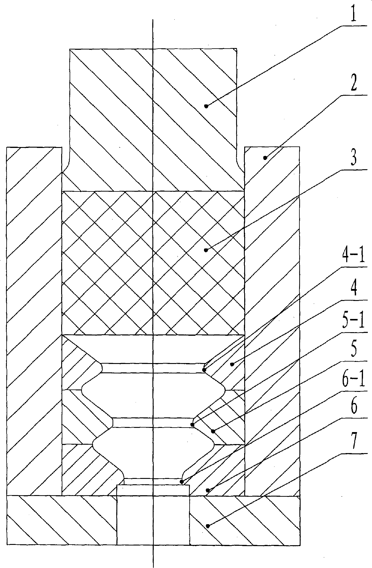 Device and method for preparing fine-grained material by directly extruding continuous variable cross section