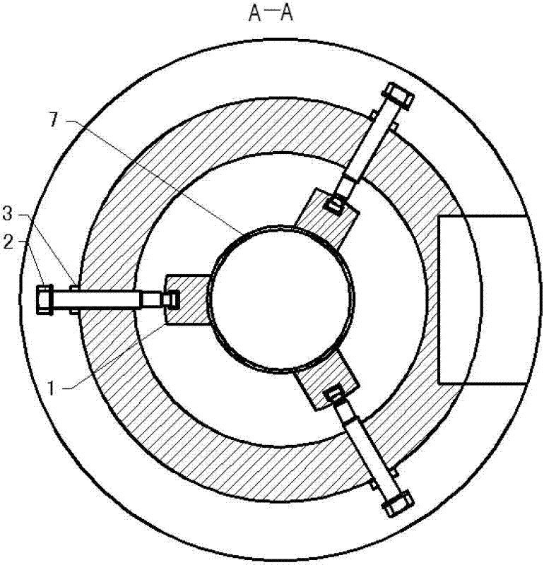 Numerical control processing fixture for two perpendicularly-crossed shafts