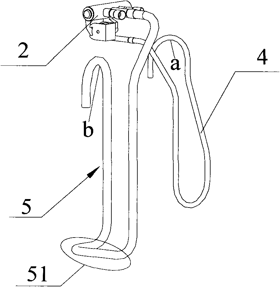 Pipeline distributing system of compressor and air conditioner with same