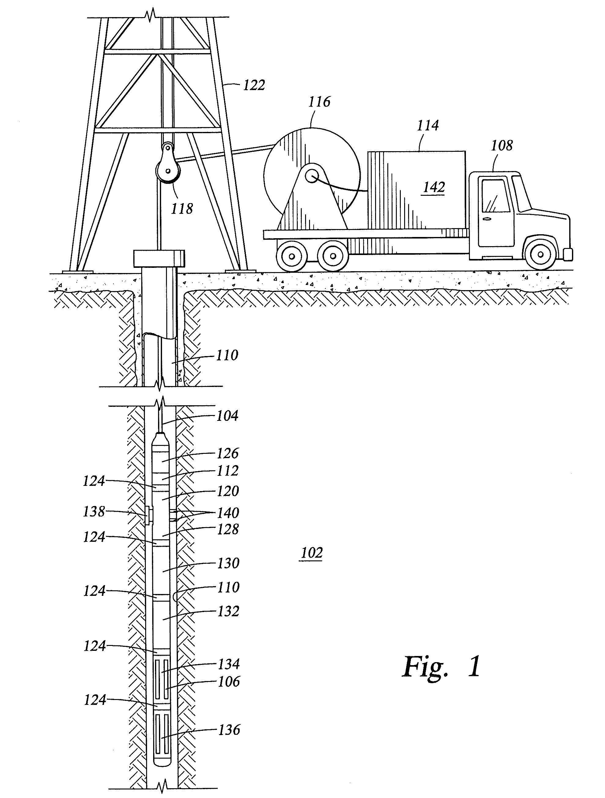 Apparatus and method for evaluating downhole fluids