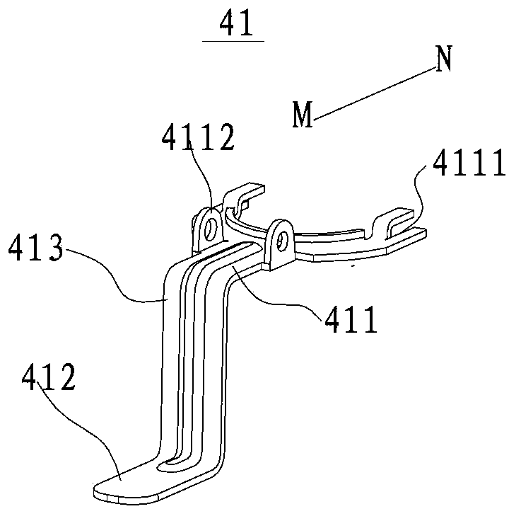 Pressure cooker and pressure adjusting device thereof