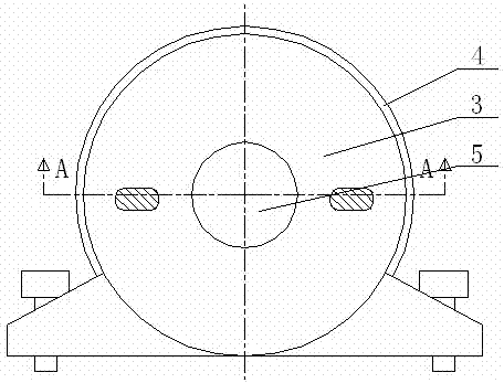 Capacitor containing heat conducting and insulating film