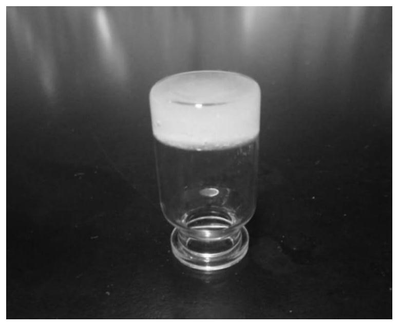 Carboxymethyl chitosan-alginate injectable dual-network temperature-sensitive hydrogel and preparation method and application thereof