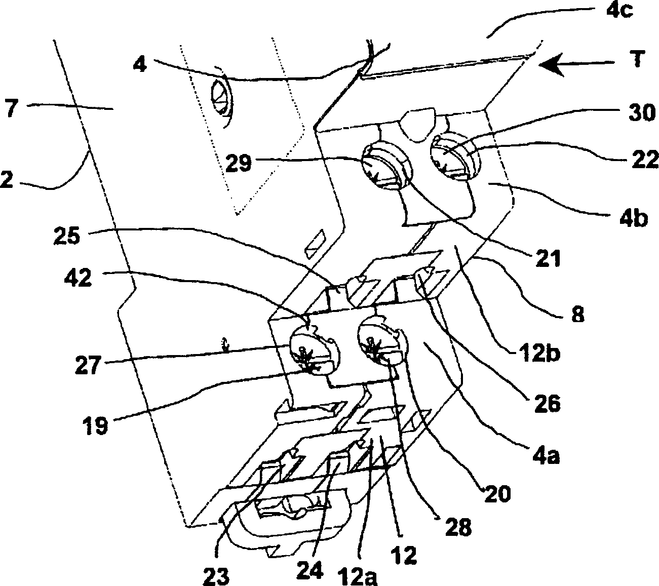 Device for electric connection of two electric apparatuses and electric apparatus adapted for said device