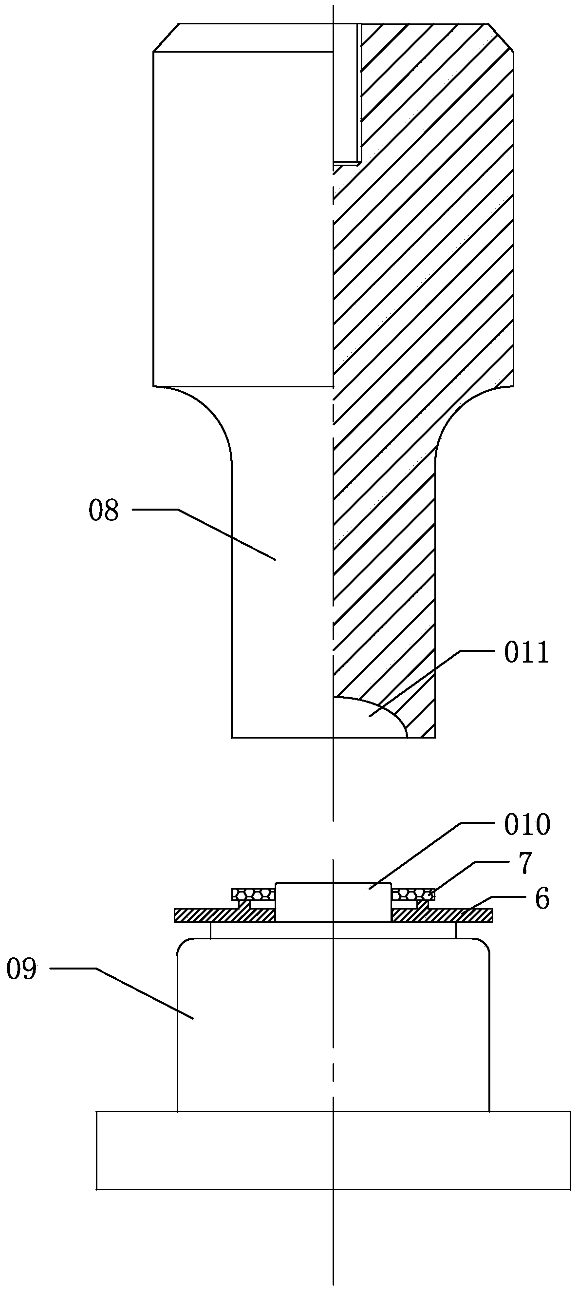 Telescopic ultrasonic welding fixture base and ultrasonic welding fixture