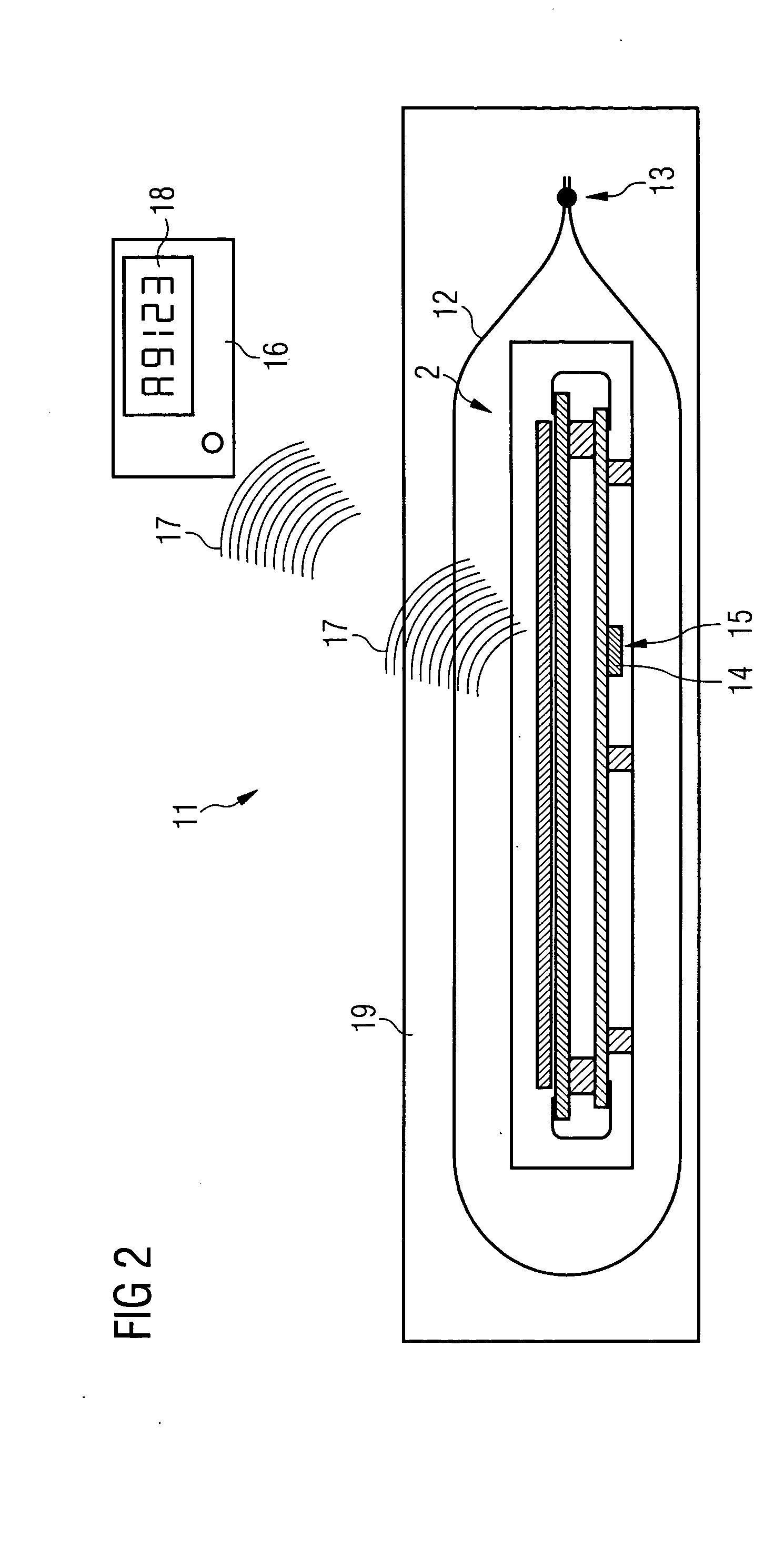 Device and method for identifying a component surrounded by an outer package