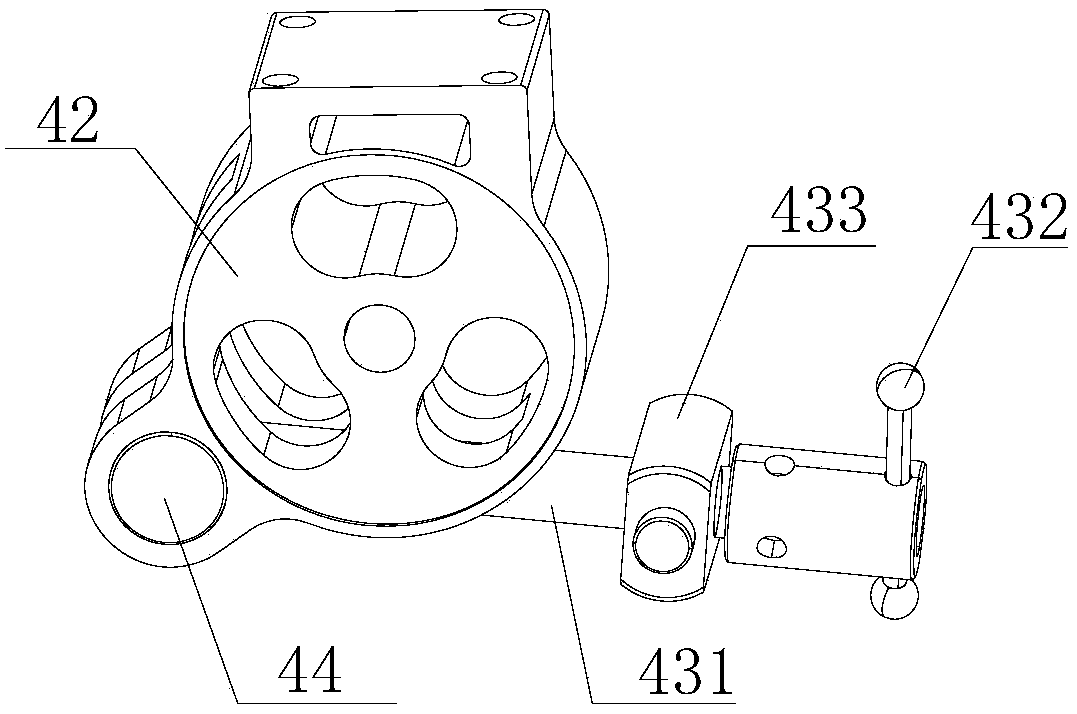 Dimension adjustment mechanism of a combined equatorial mount